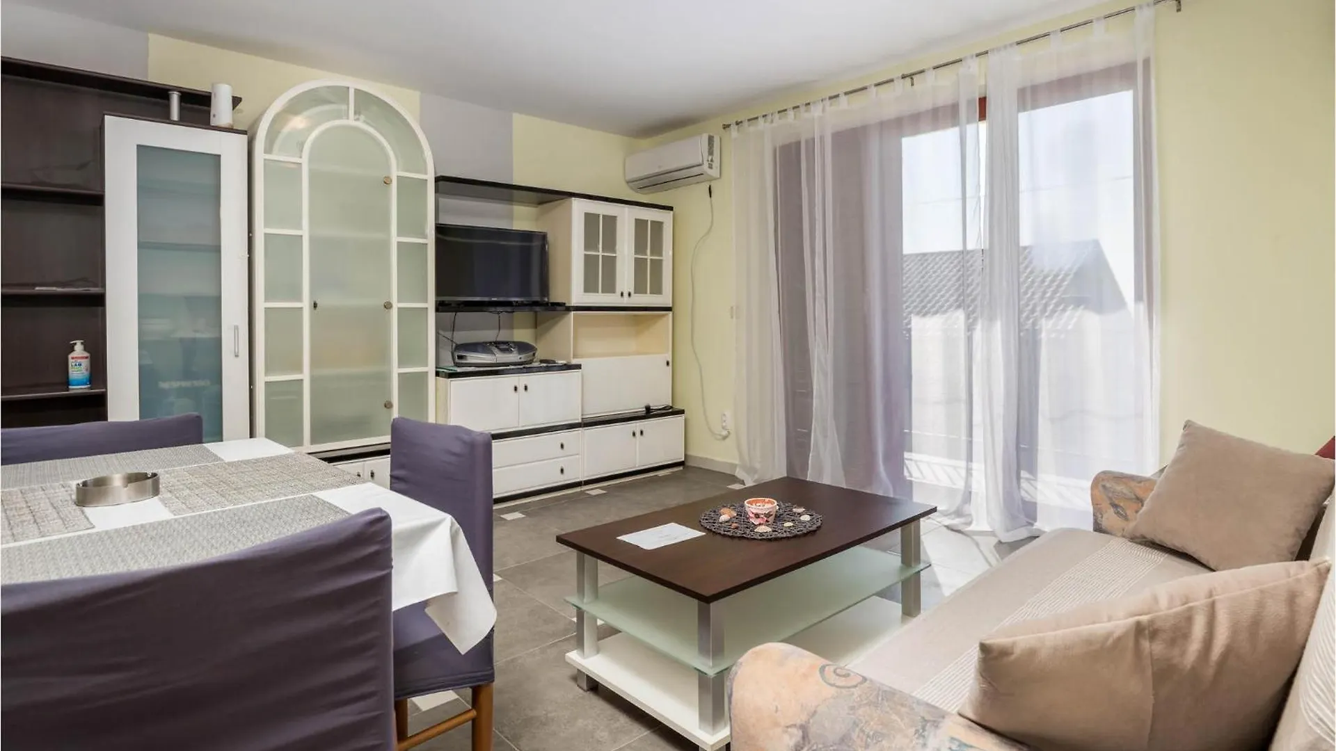 Nice Apartment In Barbat With Wifi Barbat na Rabu